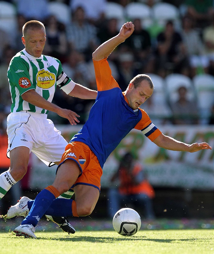 Souboj kapitánů -Slezák proti Lukešovi.