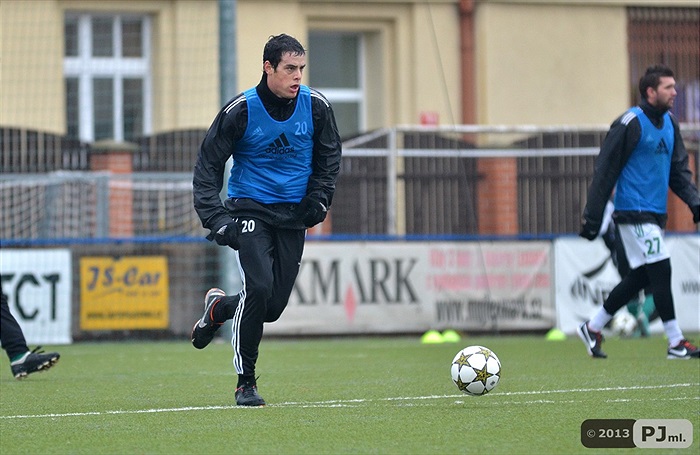 V úterý pokračovala příprava na hřišti