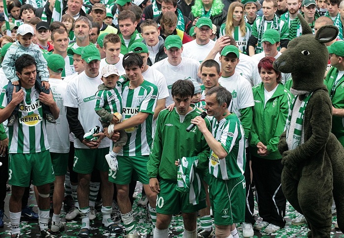 Honza Morávek se loučí na pódiu.