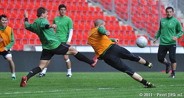 Předzápasový trenink v STA. Bohemka se připravuje na Brno.