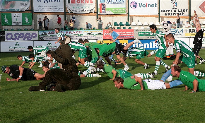 Děkovačka po utkání.