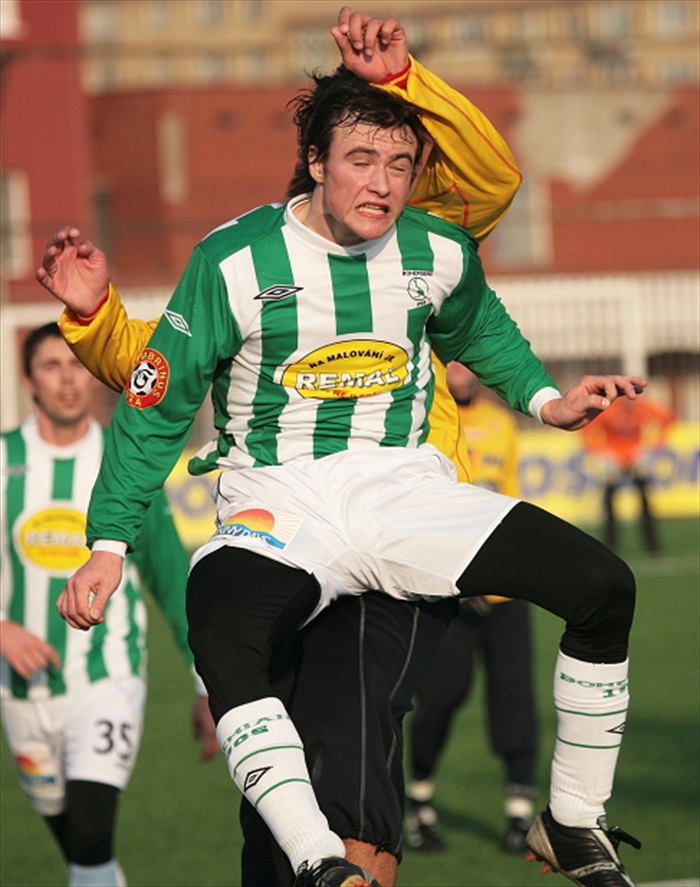 Ivan Hašek zasedl soupeře.