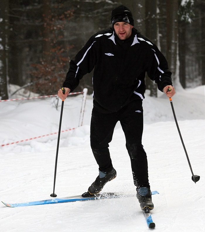 Martin Cseh se seznamuje s Bohemkou i s běžkami.