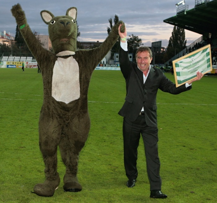 Do Společenství legend vstoupil Zdeněk Koukal.