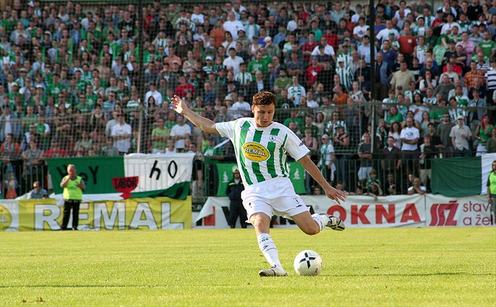 Růžička s kotlem v zádech.