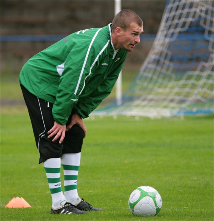 Oddychující Marek Nikl.