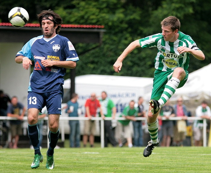 Obranný zákrok Jirky Rychlíka.