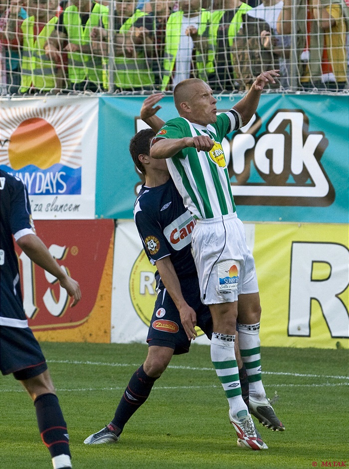 Kapitán Slezák znovu příkladně bojoval.