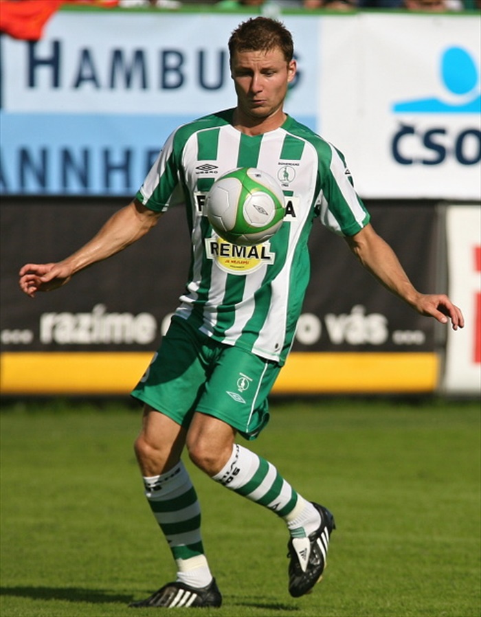 Jan Růžička tentokrát jako pravý obránce.