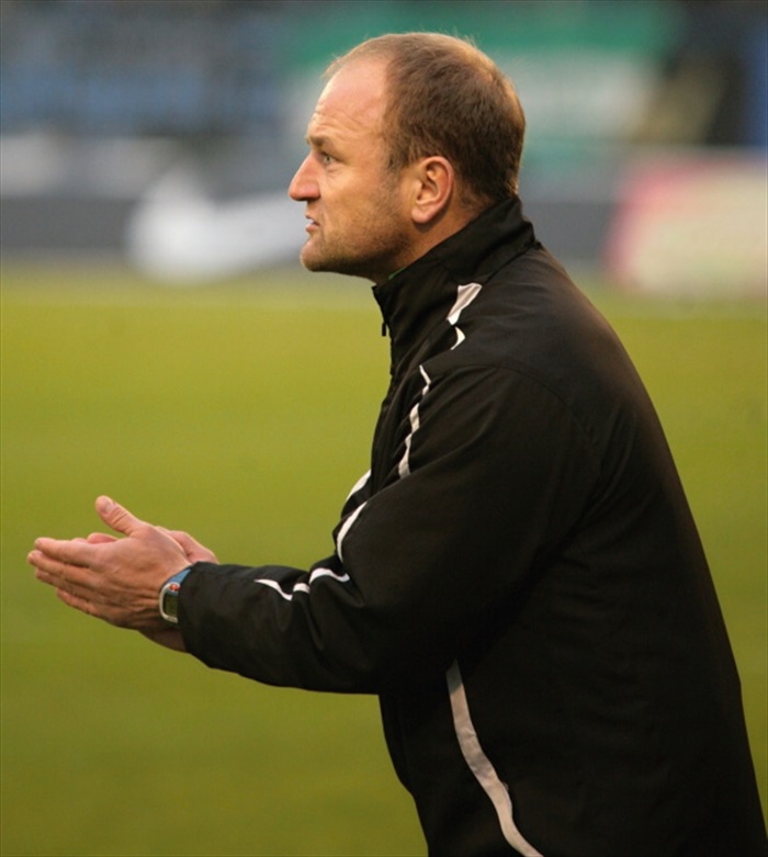 Trenér povzbuzoval hráče i za nepříznivého stavu.