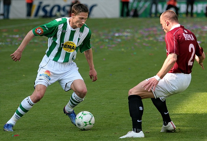 Útlý Škoda proti svalovci Řepkovi.