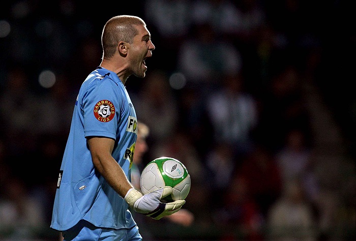 Sňozík jde za rozhodčí.