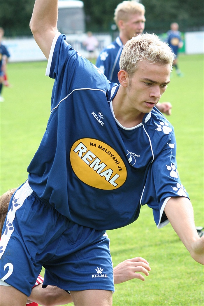 Na malování je Remal, na bránění Uchytil.