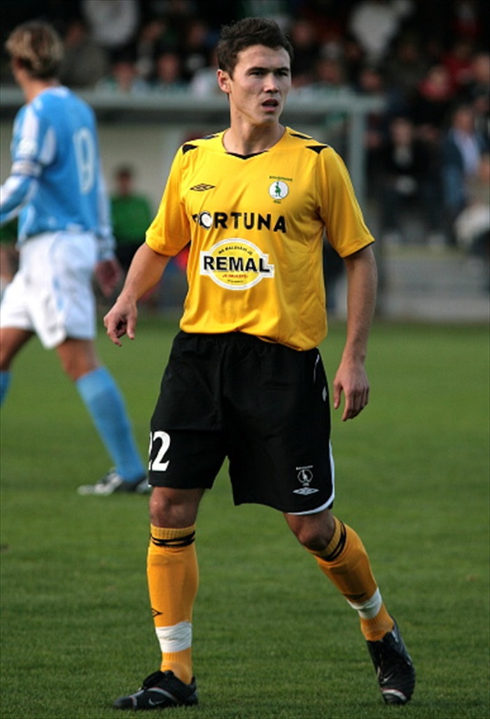 Další posila ze Slovanu - Aziz Ibragimov.