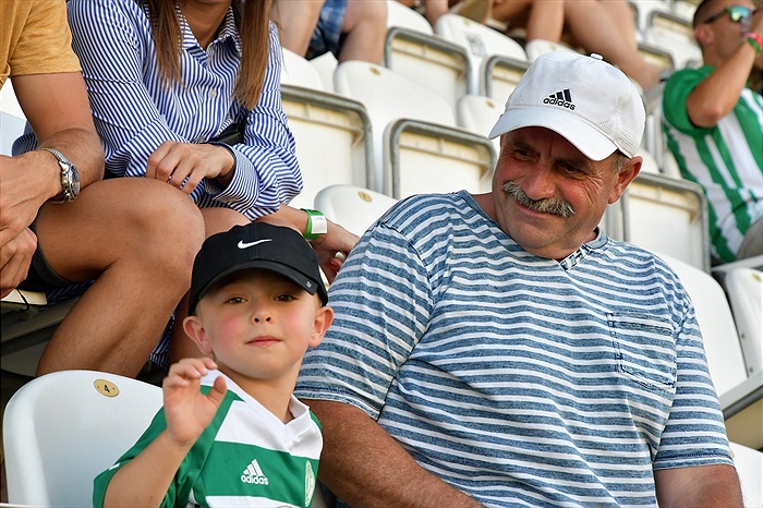 Dění na tribunách: Bohemians - Slovácko