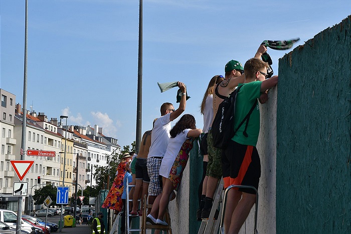 Dění na tribunách: Bohemians - Slovácko