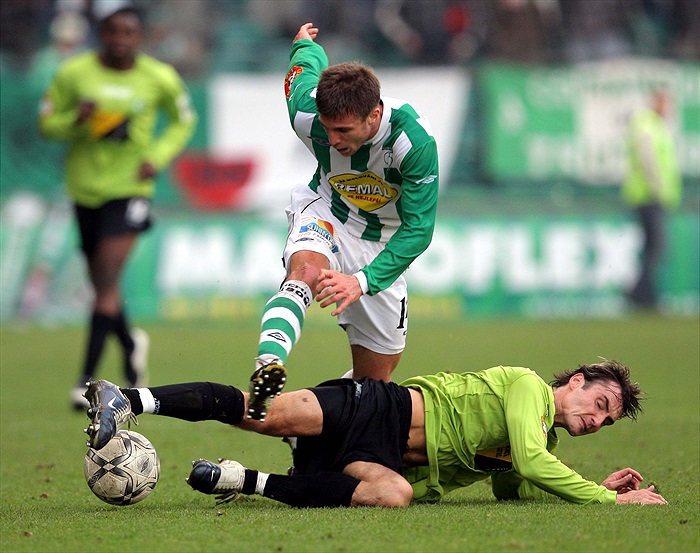 Lukáš Marek v průniku.