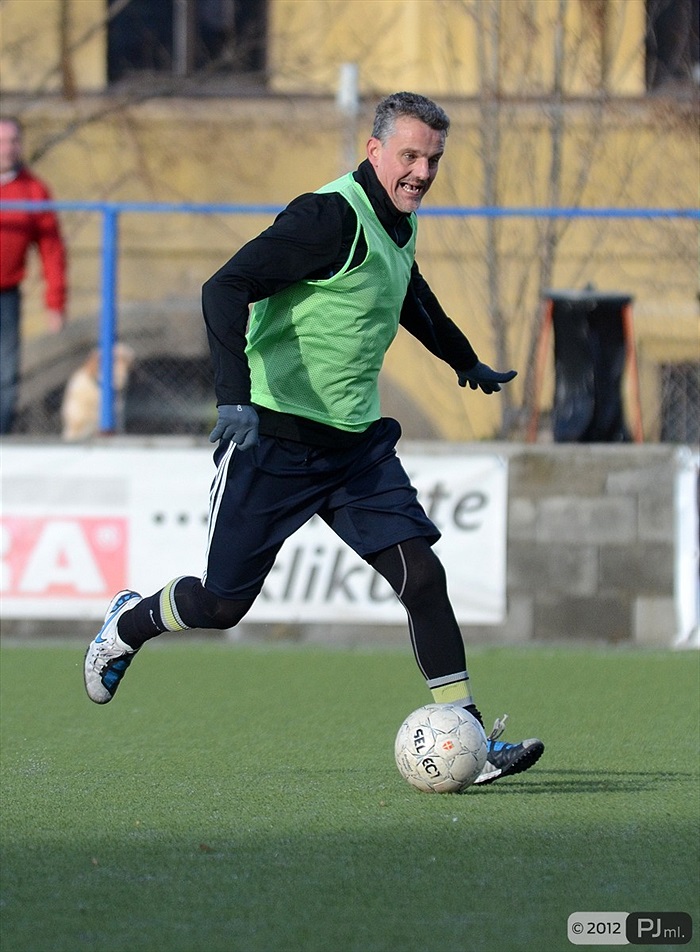 Stará garda se rozloučila s rokem 2012