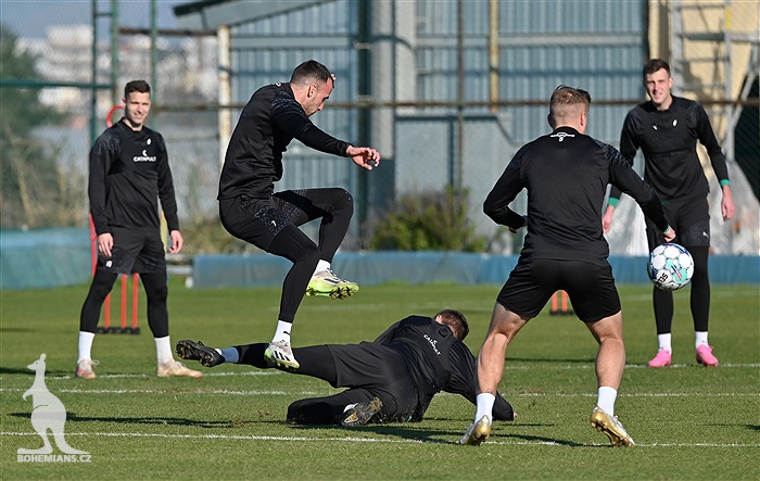 Čtvrteční trénink na soustředění v Turecku