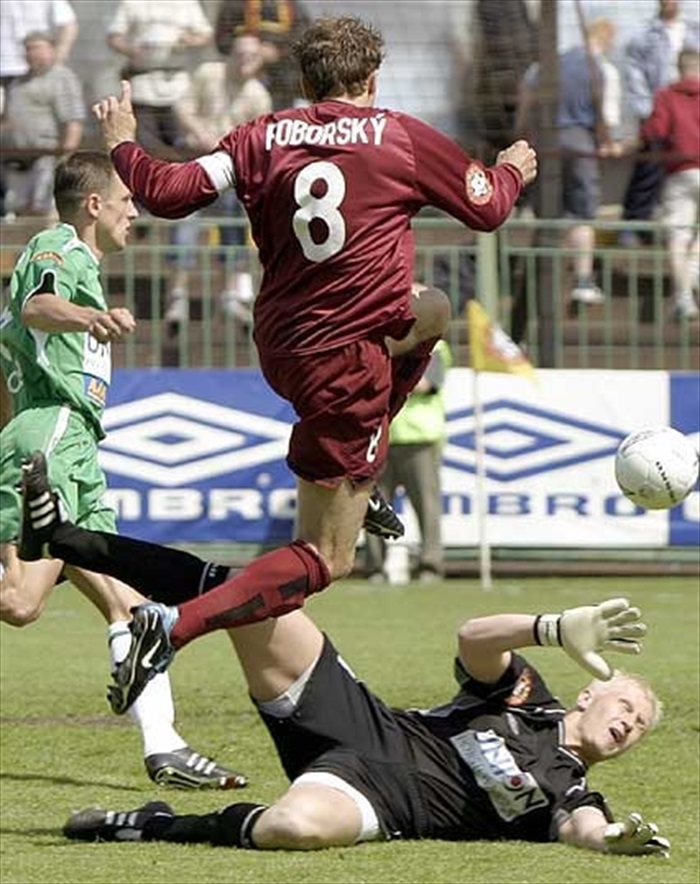 Nepřekonatelný Šimon (jaro 2003)