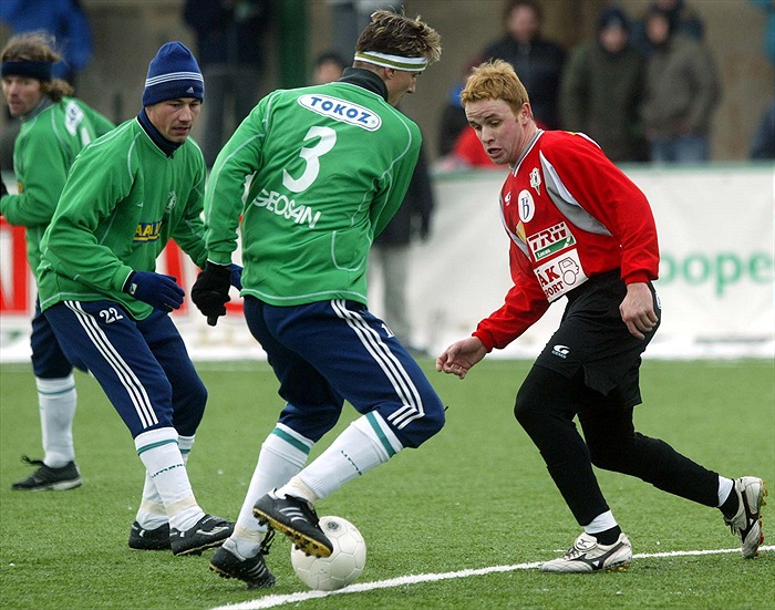 Míra Obermajer v souboji s exklokanem Šenkeříkem, přihlíží Libor Baláž