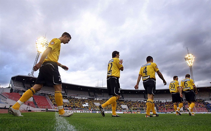 Nástup na hřiště.