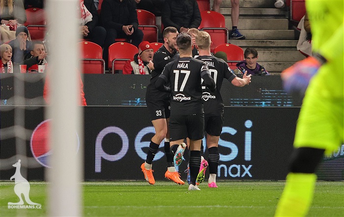 Slavia - Bohemians 3:2 (1:1)