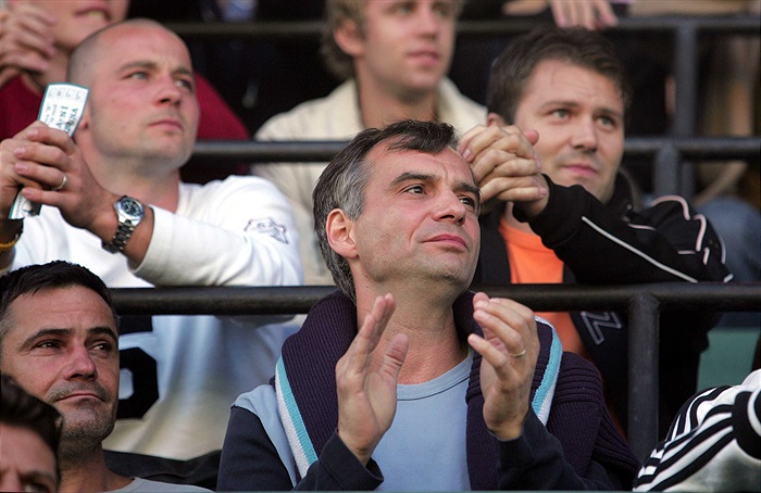 V Ďolíčku samozřejmě nechyběl ani družstevník číslo 001 - herec Ivan Trojan.