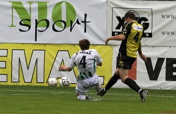 Po zákroku Ládi Květoně mohla být odpískána  penalta