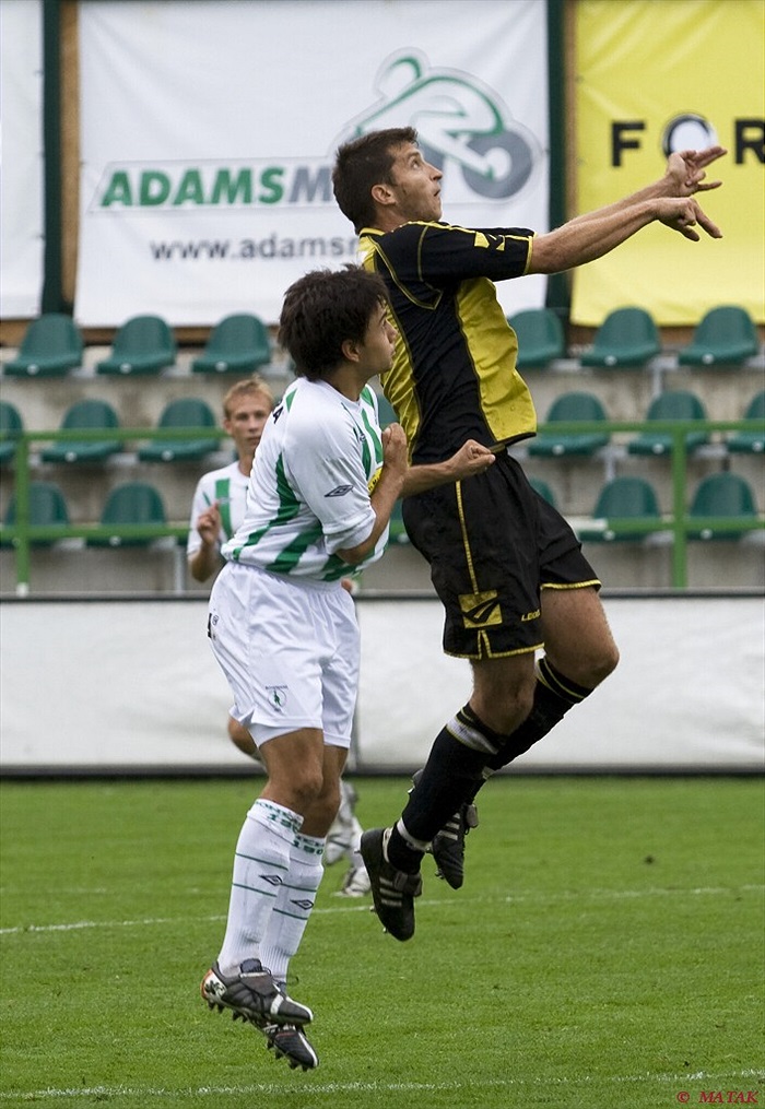 Další loňský dorostenec v obraně, Patrik Císař