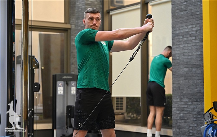 Dopolední trénink v posilovně