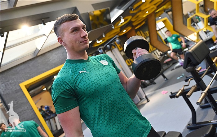 Dopolední trénink v posilovně