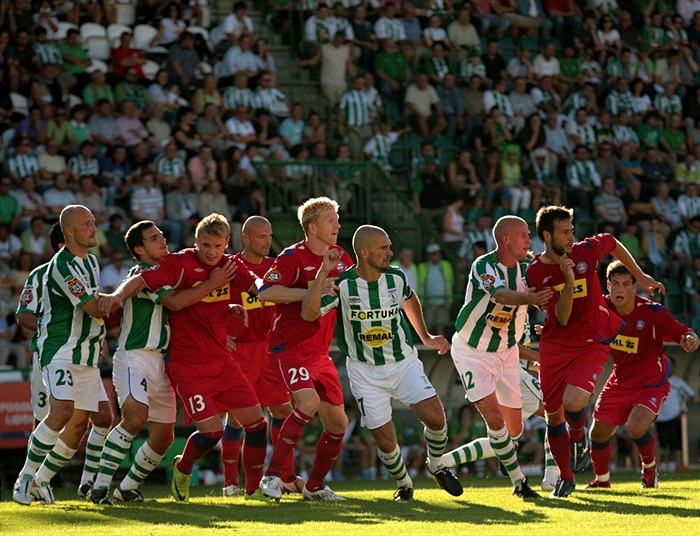 Tlačenice před standardkou.