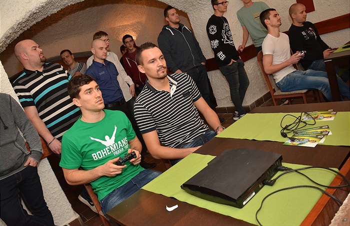 FIFA turnaj v restauraci Basilico