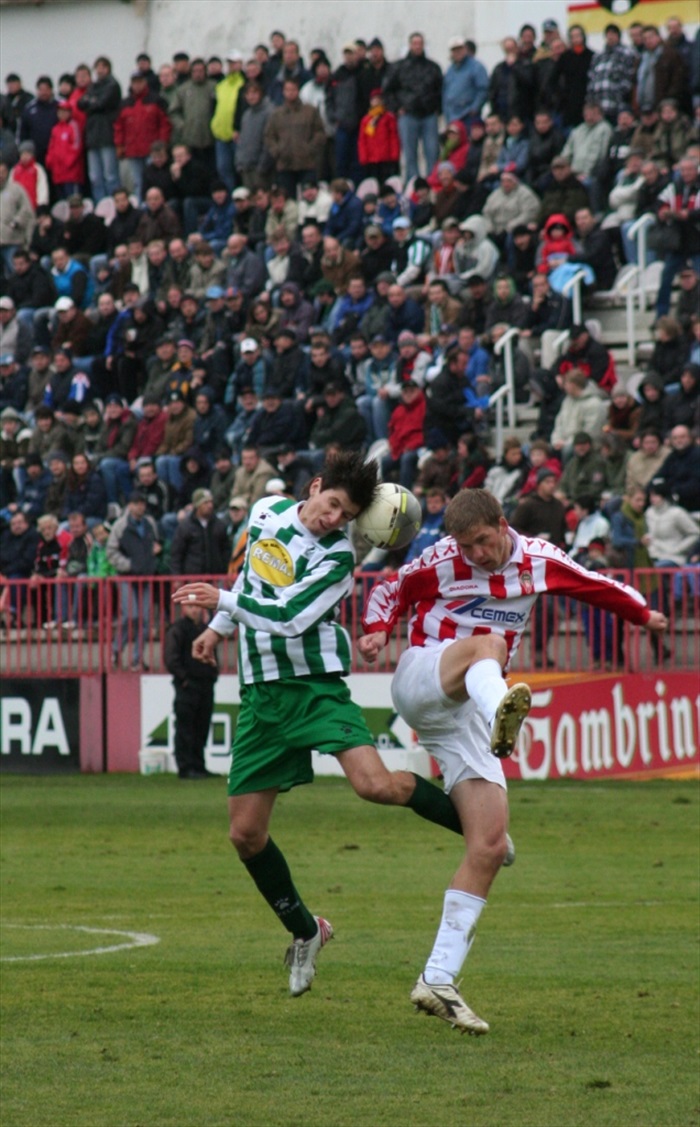 Vyprodaná Viktorka sleduje v akci Lukáše Adama. (foto: Hanička)