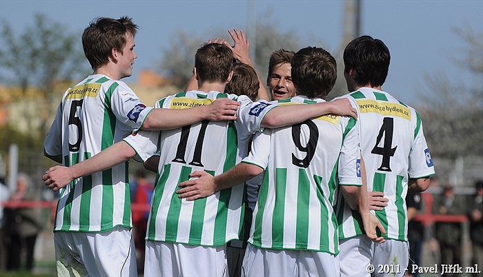 SK Slavia Praha B - Bohemians 1905 1:3 (1:1)