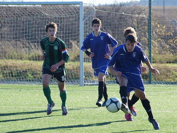 Nebezpečí od branky odvrací D. Kostka