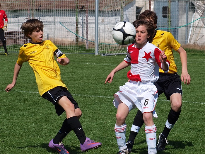 Soupeř učitě neměl klid při převzetí balónu