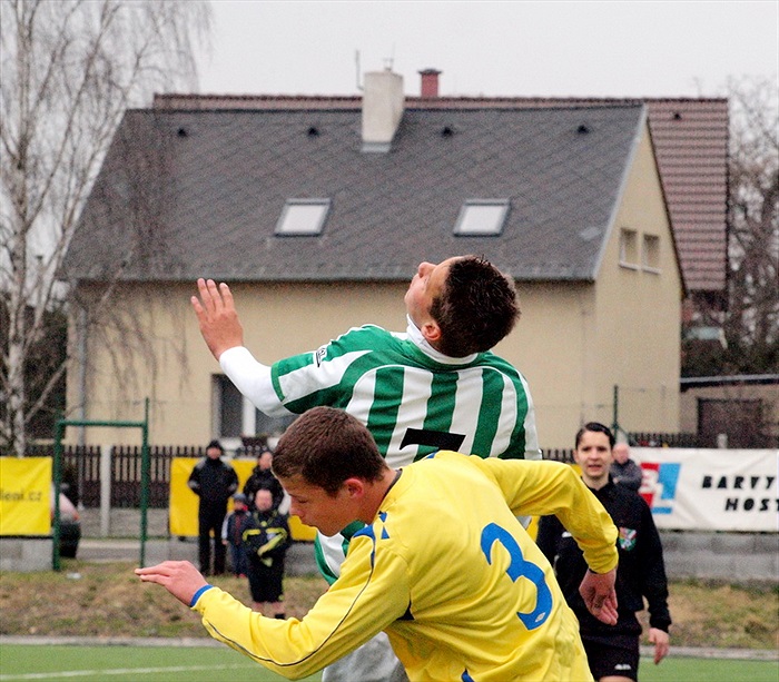 D. Kostka v hlavičkovém souboji s teplickým Svobodou