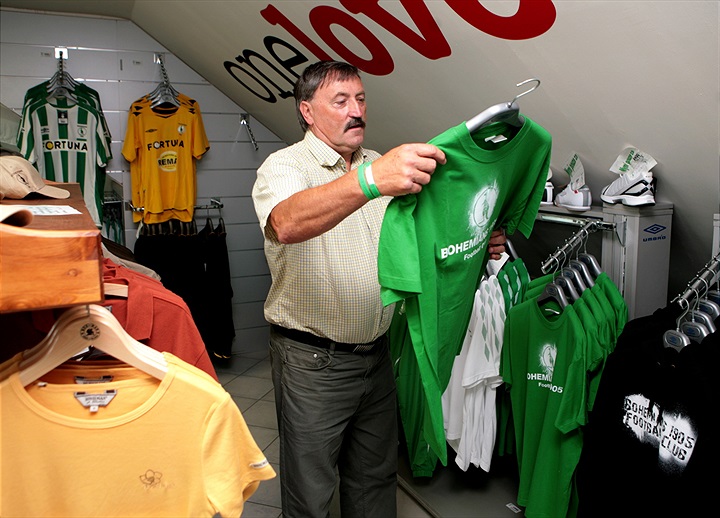 Fanshop přichystal vánoční novinky