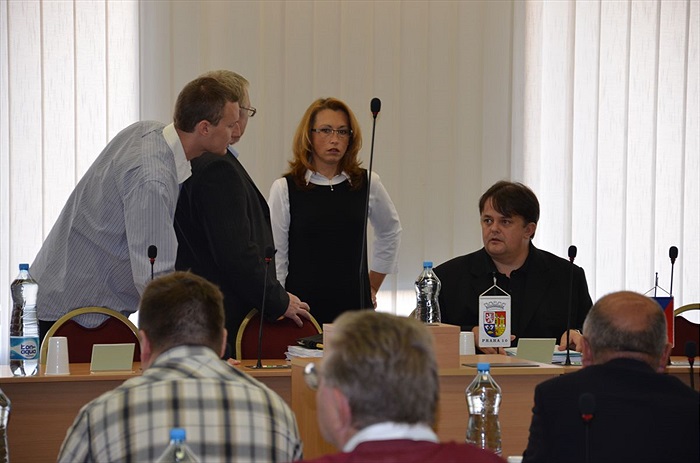 Mimořádné zasedání zastupitelstva MČ Praha 10