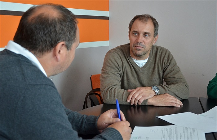 Novým trenérem Bohemky se dnes stal Roman Pivarník