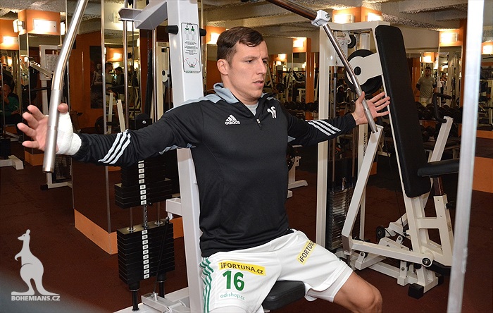 Dopolední trénink v posilovně