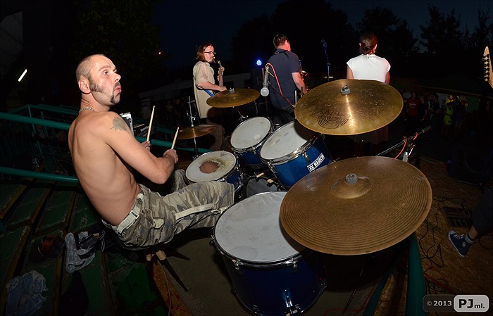 Ultras - Koncetr v Dolíčku - Crossczech, Moomraj a SPS