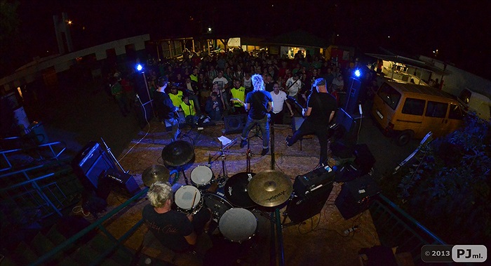 Ultras - Koncetr v Dolíčku - Crossczech, Moomraj a SPS