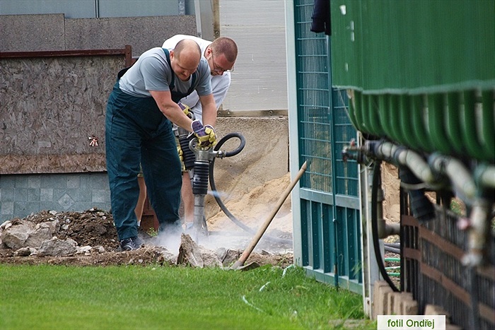 Ďolíček - velká brigáda 9. 6. 2012