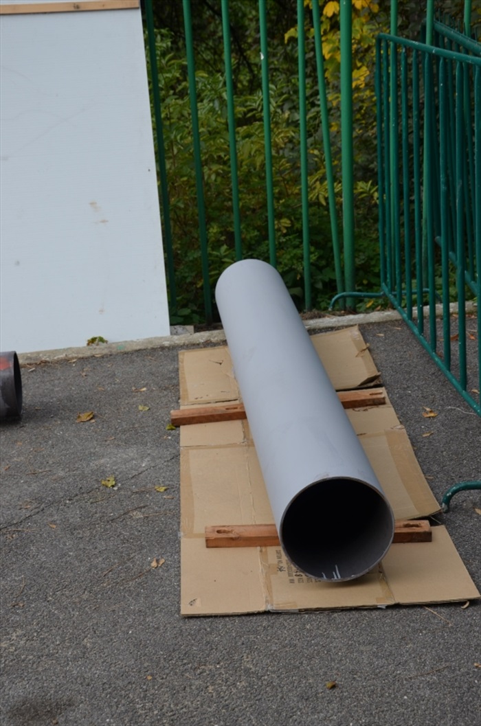 Průběh výstavby nové kotelny pro vyhřívaný trávník