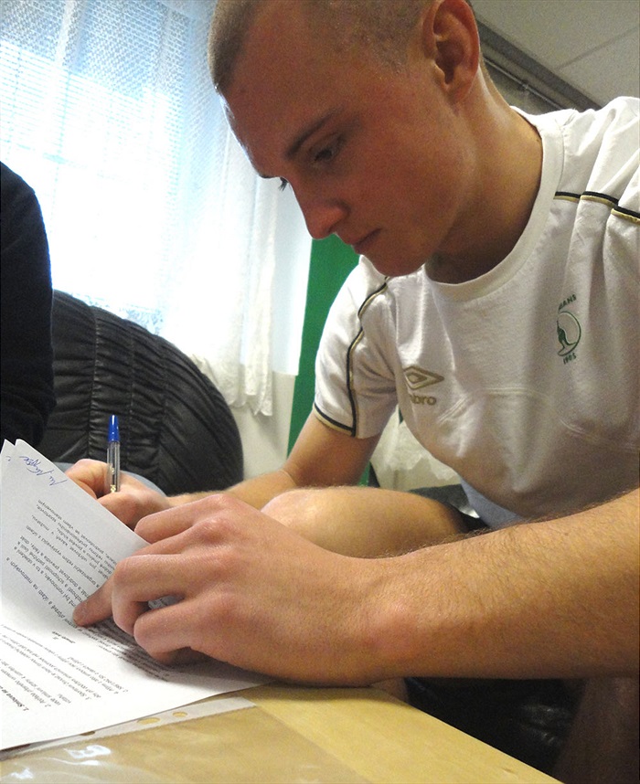 Prodloužení smlouvy s Davidem Bartkem a Martinem Nešporem