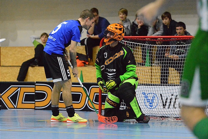 Exhibice Fotbal vs. Florbal 10:10