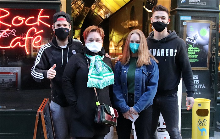 David Bartek a Patrik Le Giang se zúčastnili akce Srdcařské okénko